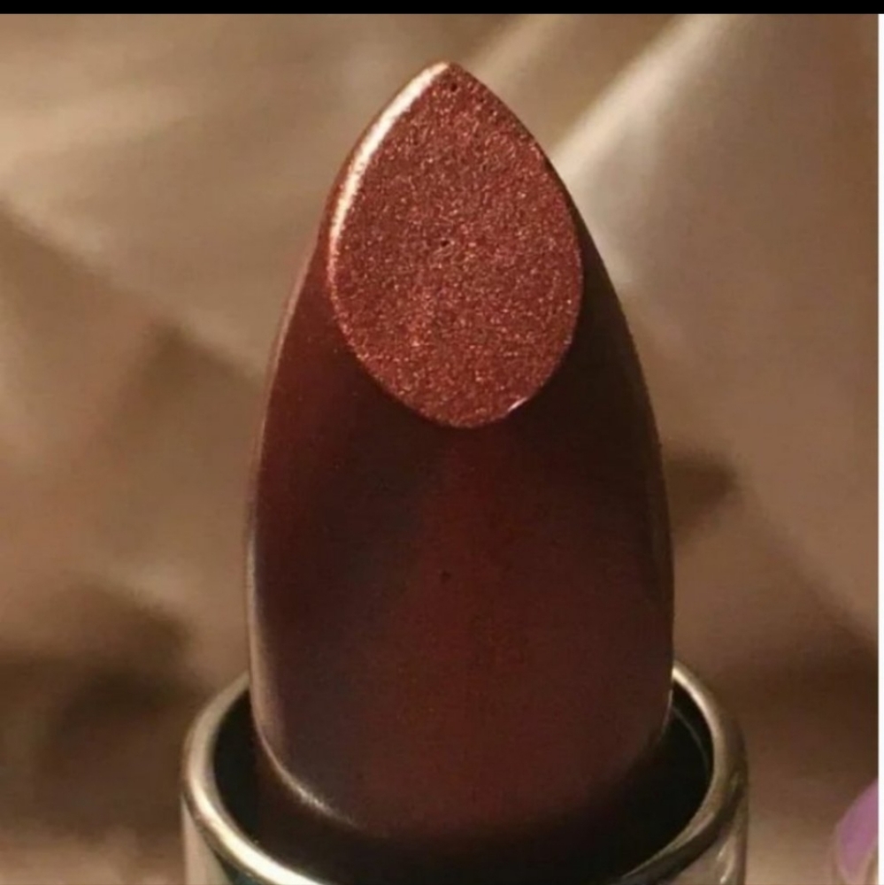 Mary kay  Semi Shine Lipstick in Downtown Brown.